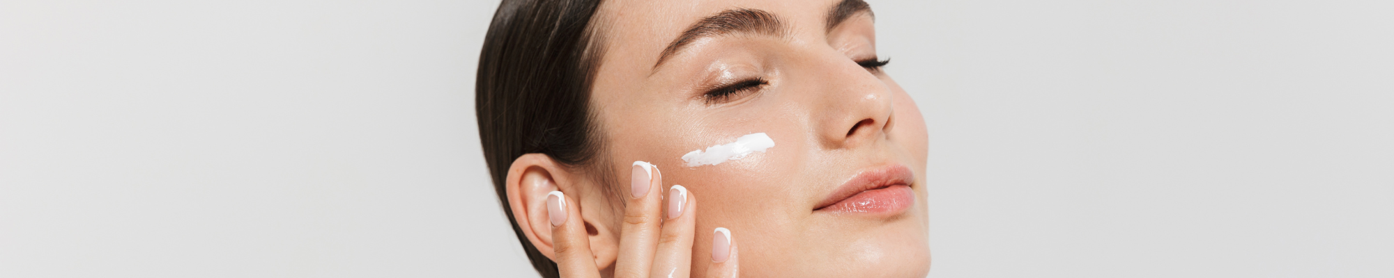 Face Brightening Cream - 14 Amazing Benefits